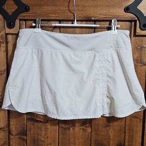 Lululemon White Athletic Mini Skirt with Built In Shorts Size 8